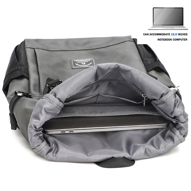 Large capacity backpack, ideal as a travel bag and for everyday life.
 Water resistant.