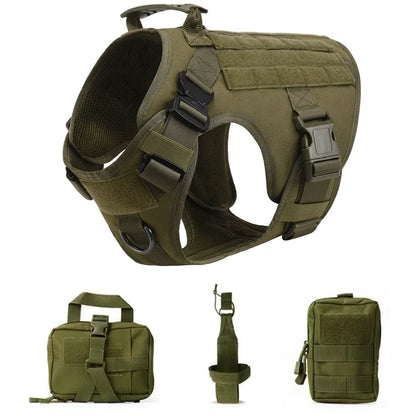 Conjunto de arnes tactico militar con correa para perros grandes. Disponible en varios tamaños,  y en dos variantes.