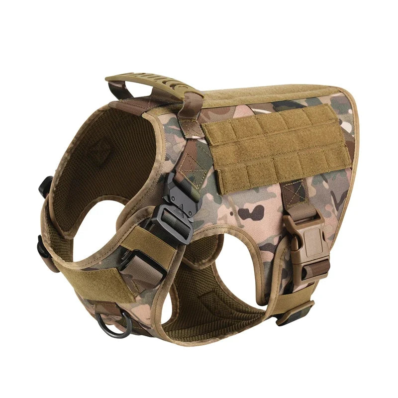 Conjunto de arnes tactico militar con correa para perros grandes. Disponible en varios tamaños,  y en dos variantes.